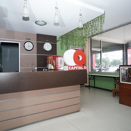 Capital O 2885 Hemra Hotel 巴厘巴板 外观 照片